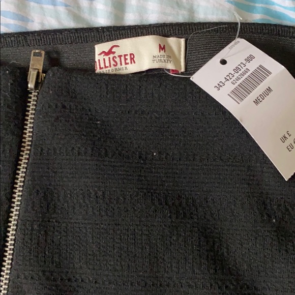 Hollister black mini zipper skirt - Picture 2 of 3